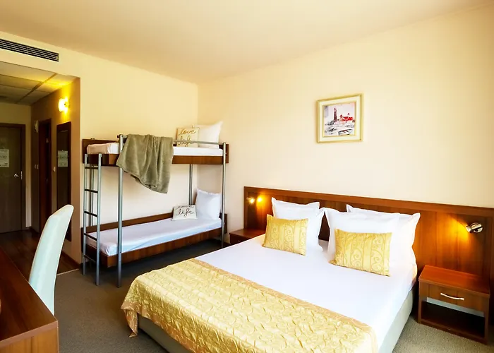 Hotel Kristal - - Fully Renovated 2025