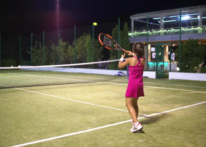 Kristal - - Fully Renovated 2025 Hotel 4*