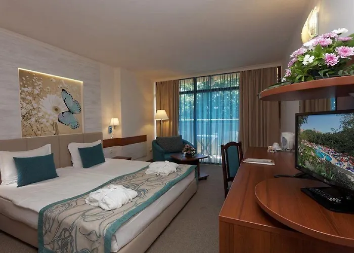 Kristal - - Fully Renovated 2025 Hotel