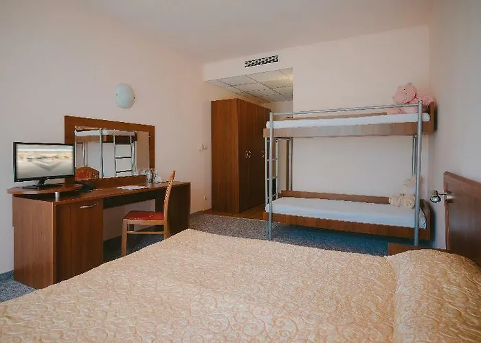 Kristal - - Fully Renovated 2025