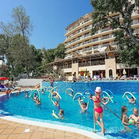 Kristal מלון גולדן סנדס